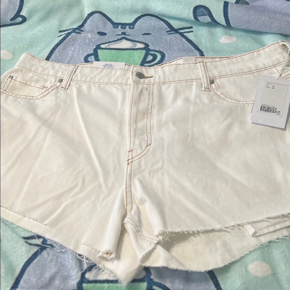 New With Tags Women's White Denim Shorts